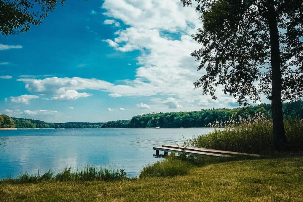 Ferienzimmer Direkt Am See Priepert Exterior photo