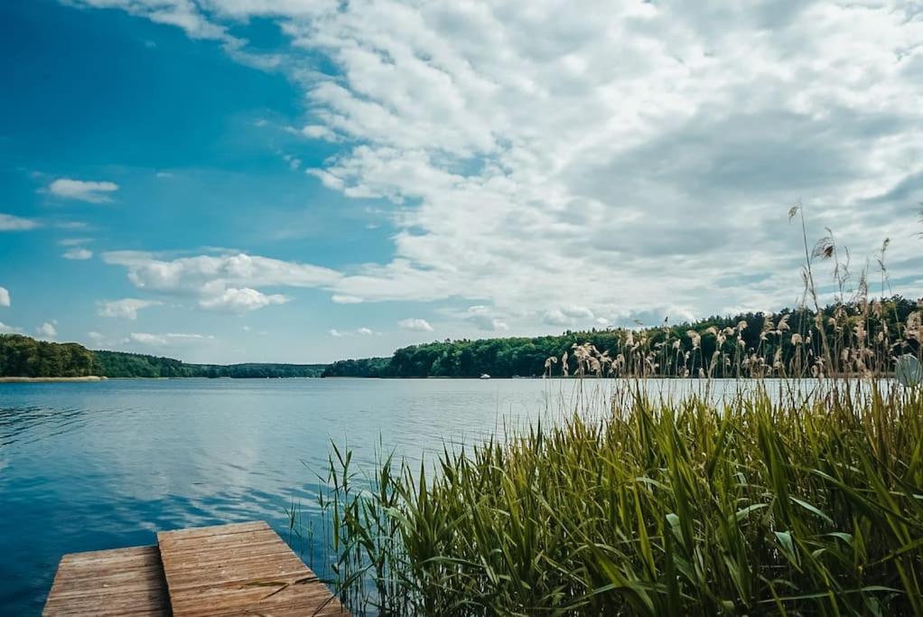 Ferienzimmer Direkt Am See Priepert Exterior photo